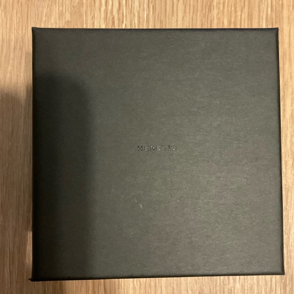 Nosferatu Eau de Macabre Perfume - Black Cap - Picture 4 of 6